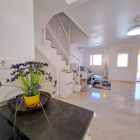танхаус Apartment Torrevieja